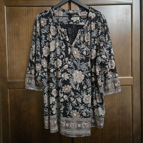 Lucky Brand Tops - Lucky Brand Womens 3X Floral Henley Tunic Top 3/4 Sleeve Black Boho Viscose